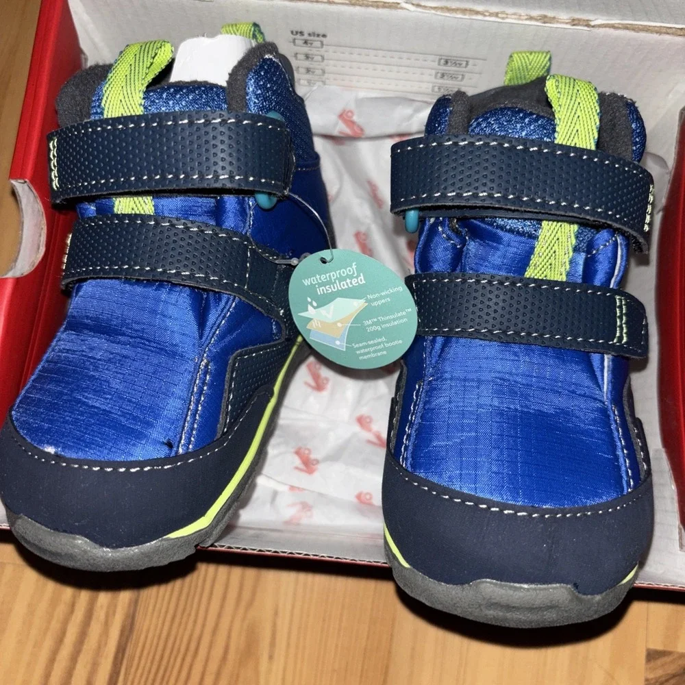 NIB See Kai Run Sz 6 Atlas III Waterproof Insulated Boots Blue Hook Loop $78